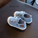 حذاء اطفال ازرق