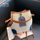 حقيبة نسائية كتان ازرق
