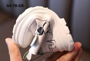 حذاء اطفال رصاصي