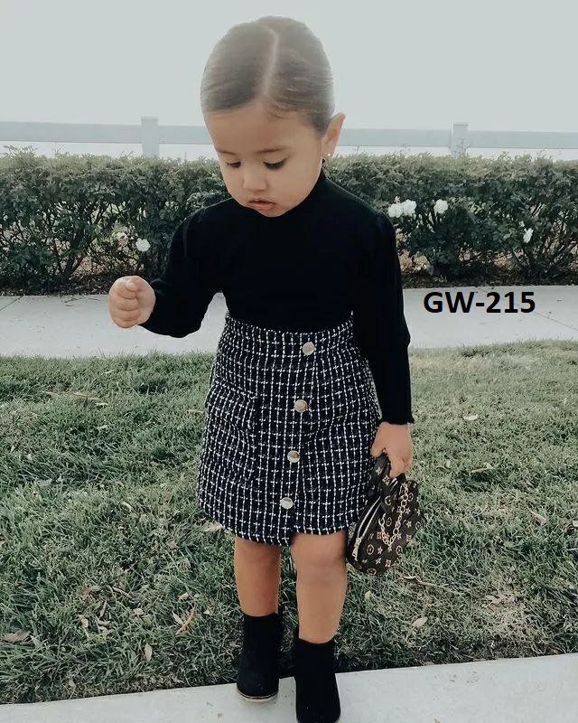 سيت بناتي بلوز مع تنورة